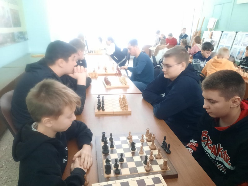 Муниципальные соревнования по шахматам.